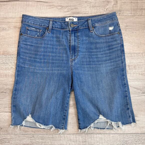 Paige Med Wash Denim Jean Shorts Bermuda WMNS Sz 32 Mid Rise Distressed Raw Hem - Picture 1 of 6